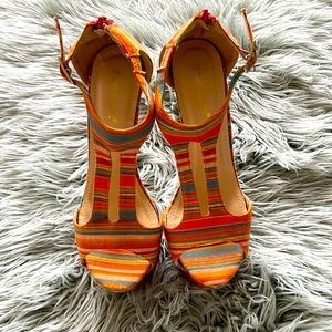 ShoeDazzle Castle Multi Colour Heels Size 8